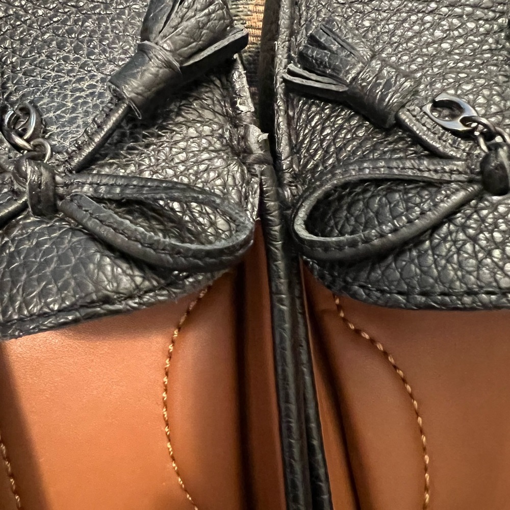 *NWOT Authentic Coach tassel loafers.